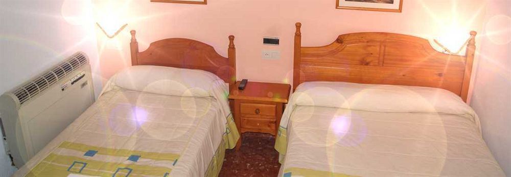 Hotel Al-Andalus Peal, En Cazorla Comarca Peal De Becerro Ngoại thất bức ảnh